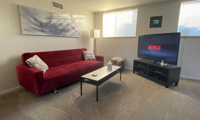Athmar Park Apartment | Uber Charming 1bd/1bth on the Park in Delightful Denver!