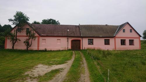 Horni Stropnice Apartment | Ubytování na farmě v Novohradských horách