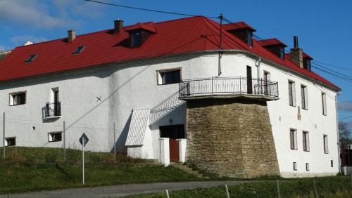 Bouzov House | Ubytování na tvrzi