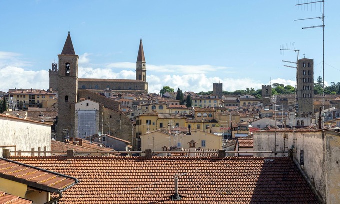 Arezzo Apartment | ULTIMO PIANO IN CENTRO STORICO CON VISTA PANORAMICA