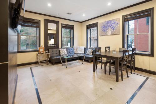 College Hill Apartment | Ultra lux apartment steps from Brown and RISD