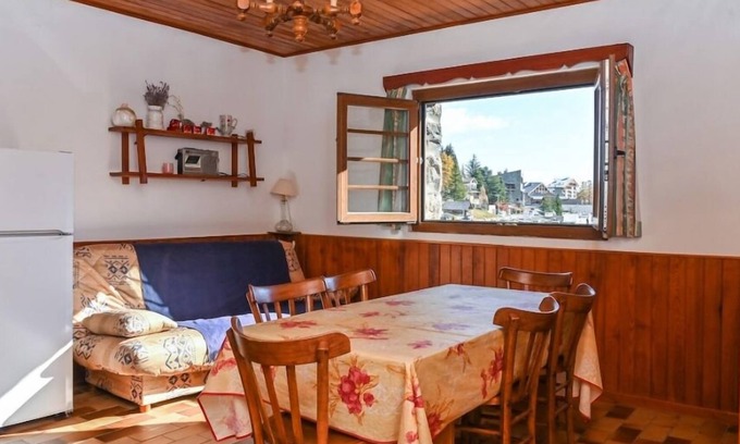 Peone Apartment | Ultra resort center Large 3-room apartment At the foot of the slopes & shops