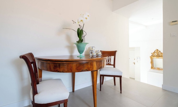 City-Centre - Petite France Apartment | Un Havre de Paix au Pied de la Cathédrale