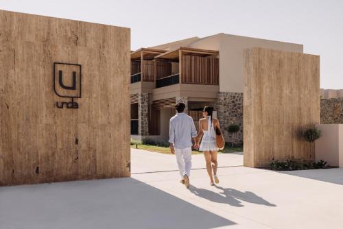 Acharavi Hotel | Unda