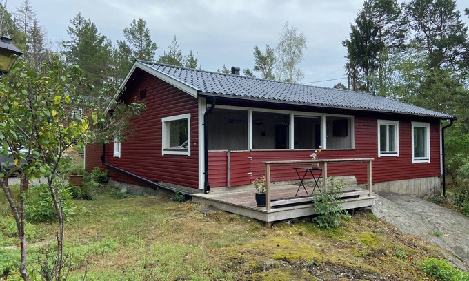 Varmdo Cottage | Underbart Fritidshus på Värmdö, Idyllisk Miljö med Närhet Till Strand och bad