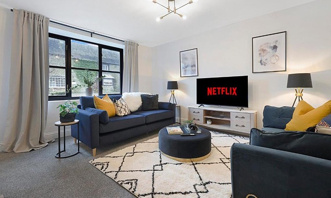 Bowes House | Unicorn House Hot Tub Near Barnard Castle