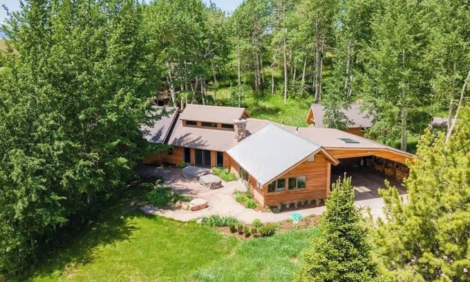 Tetonia House | Unique Cabin Escape with Majestic Teton Backdrop