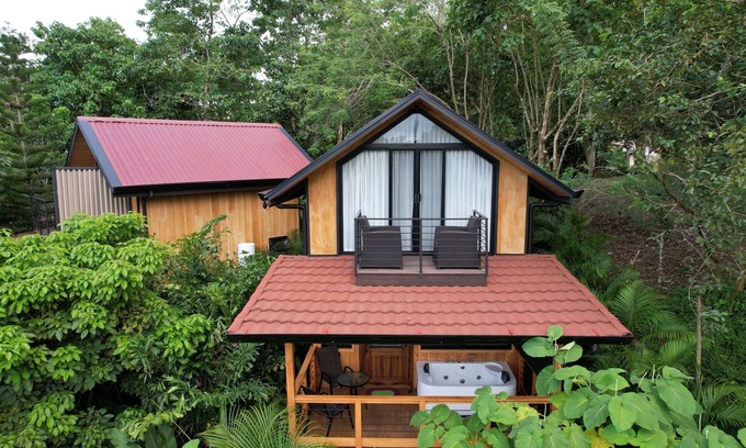 Monterrey Cabin | Unique cabin with forest views and Jacuzzi, near La Fortuna