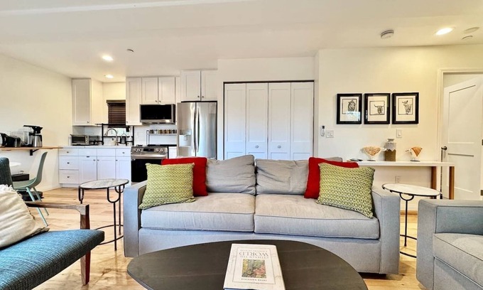 Placerville Apartment | Unique Container Home 20 Acres Modern Stay