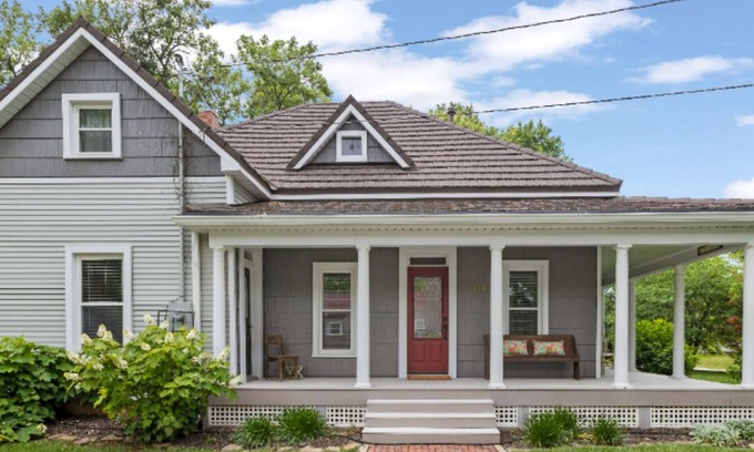 Ozark House | Unique Historic Charm ~ 5★ Location ~ Dreamy Porch Centrally Located