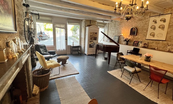 Verteuil-sur-Charente House | unique house right in center, next to river | beautiful castle-view from jacuzzi
