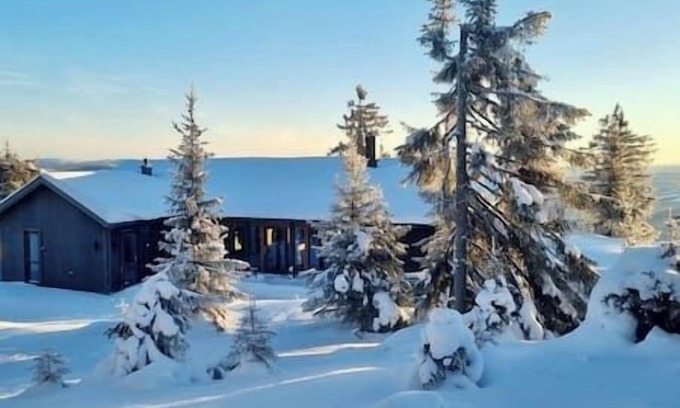 Tretten Cottage | Unique new cabin by Hafjell & Skei stunning view
