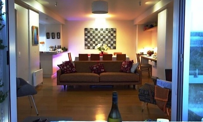 Raglan Apartment | Unique & stylish apartment in the former Golden Bay silos on the Raglan Wharf