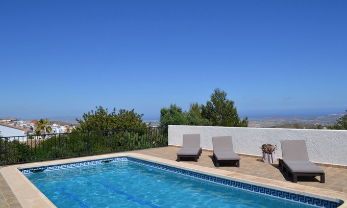 Bedar Villa | Unique villa with private pool and beautiful view of coastline