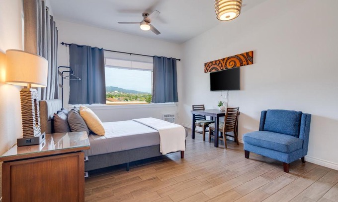 Wailuku Apartment | Unit 1 Maui Ohana Modern Studio