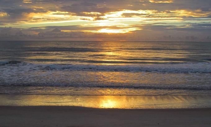 Ocean Grove Terrace House | Unit 2 Oceanside 2Bd 1Ba Condos In Ormond-By-The-Sea w/Large Private Beach Deck