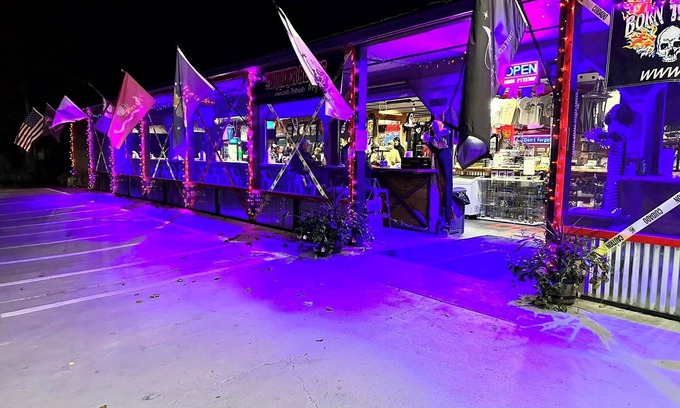 Maryville Bed & Breakfast | Unit #3 Parson’s Branch - Dragon Depot at Dragon City