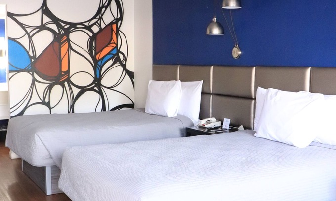 Dunbar Spring Hotel | University Inn