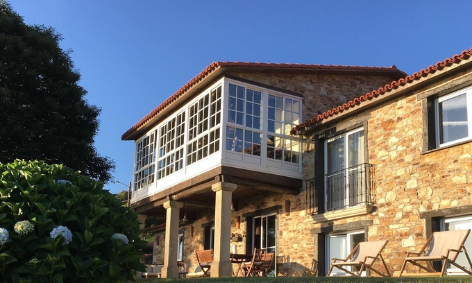 Cerdeira House | Unspoiled getaway, superb ocean views house in a natural area