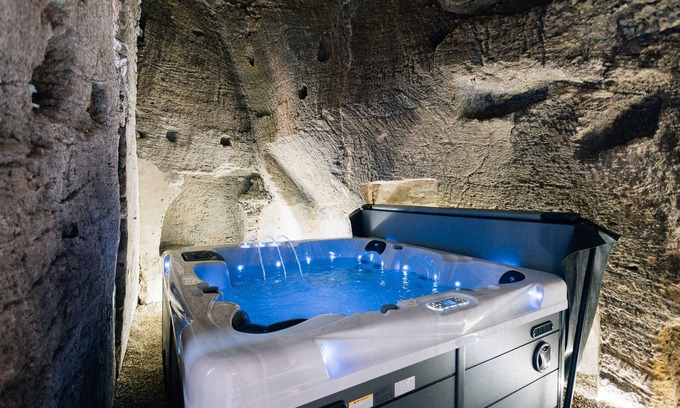 Doue-la-Fontaine House | Unusual Getaway in a Troglodyte Home