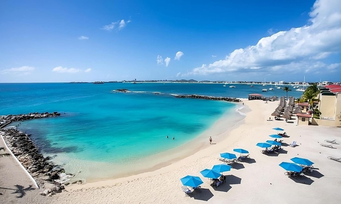 Simpson Bay Hotel | Unwind and Indulge in the Beauty of St. Maarten! Outdoor Pool, Full Kitchen!