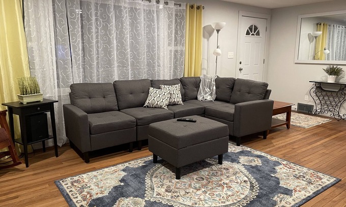 Westerly House | Updated Ranch in a quiet neighborhood 5 min from the beach and other amenities