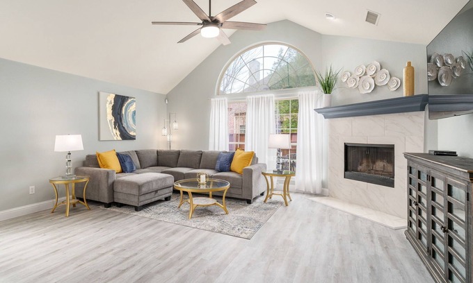 Lantana House | UPGRADED 4 BR Home in the Argyle area-24 Min to DFW Airport