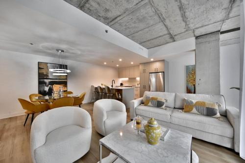 Old Montreal Apartment | Upscale 2 BR condo in MTL OLd Port