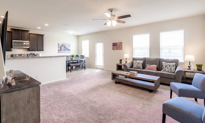 Medina Valley House | Upscale 3/2 *️ Entire House *️ JBSA Lackland *️ SeaWorld