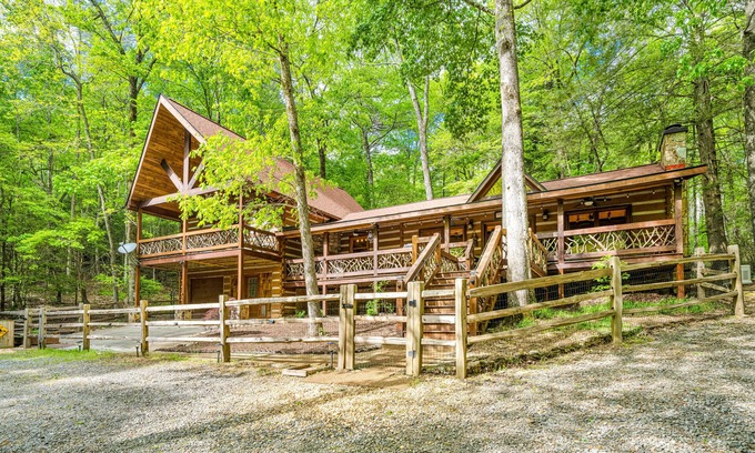Hidden Lake Cabin | Upscale cabin with secluded setting - fireplaces, central AC & huge front porch