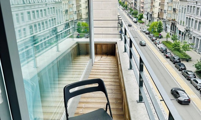 Rogier Apartment | UrbanStay Suites - New and modern Emile Jacqmain Downtown Suite
