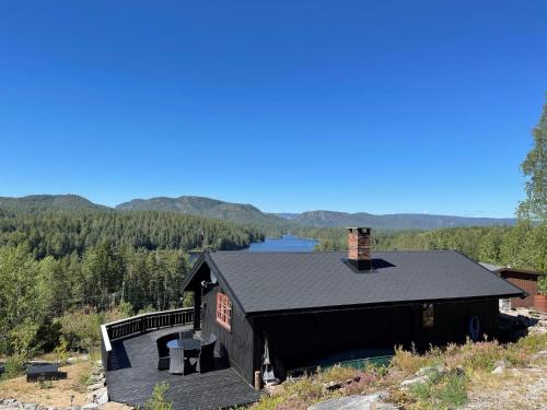 Drangedal Ski Chalet | Utsikten - cabin with a great view