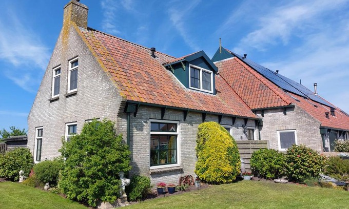 Municipality of Ameland Apartment | Uut in Thuus