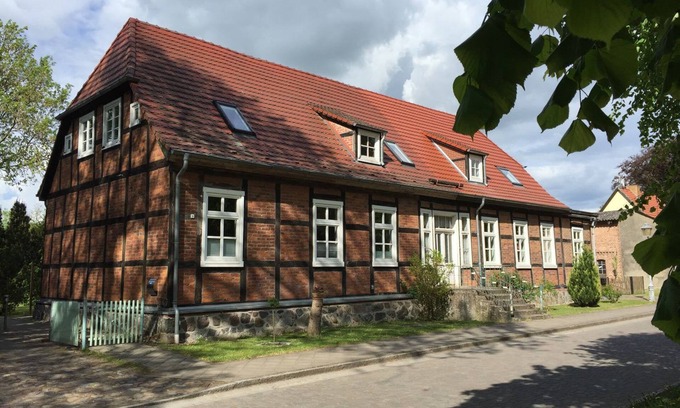 Ivenack Apartment | Vacation apartment/apartment for 4 guests with 68m² in Ivenack (65331)