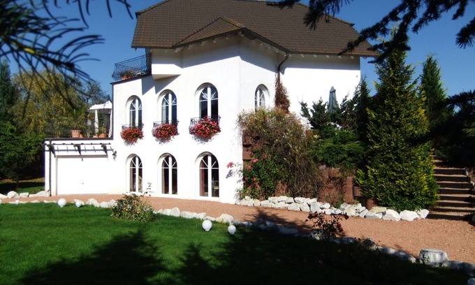 Morschied Apartment | Vacation apartment Gagat "Villa Edelstein"