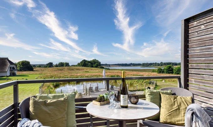 Putbus Apartment | Vacation apartment in the Wreecher Idyll on Lake Wreechen