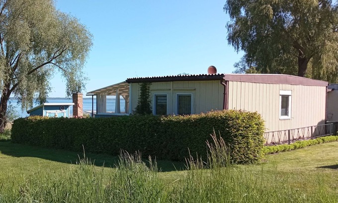 Kummerow House | Vacation bungalow directly on Lake Kummerow