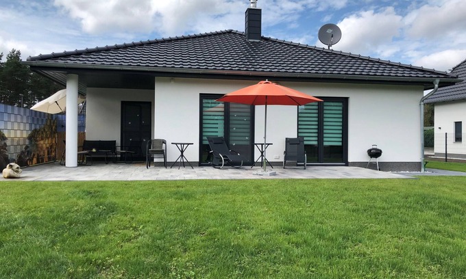 Grenzlandsiedlung House | Vacation cottage SeenSuchtLausitz