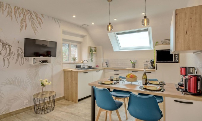 Plouhinec House | Vacation home Hoedic by Interhome