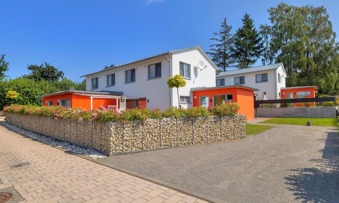 Koserow House | Vacation home approx. 800m from the sea with 6 bedrooms, sauna and fireplace