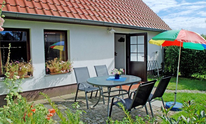 Lauterbach Apartment | Vacation home in Lauterbach with terrace and tiled stove