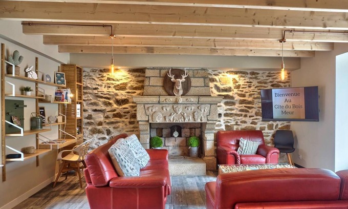 Saint-Fiacre House | Vacation home "Le Bois Meur" between forest and sea