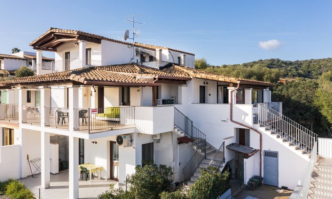Torre di Bari House | Vacation Home "Pasquale Holiday" with Sea View, 2 Private Terraces & Wi-Fi