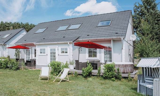 Luetow House | Vacation homes island Usedom house Jojo 7 -view of the Achterwasser- sauna, whirlpool