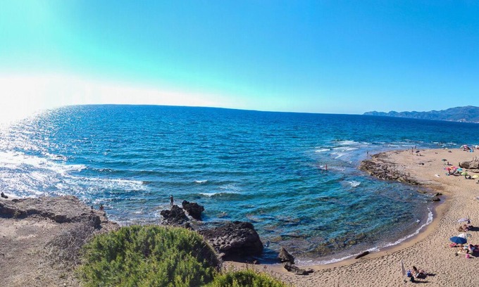 Pau Apartment | Vacation House Sisina - 10 min from the sea