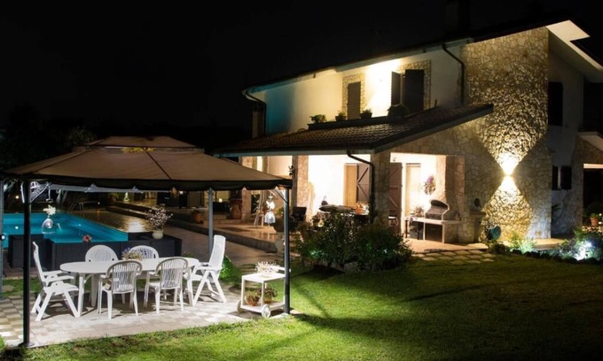 Bassano in Teverina Apartment | Vacation Villa Valentina - Apartment B - Apartment in villa with Pool