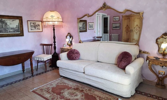 Monti Apartment | VACATIONS IN THE HEART OF ROME COLOSSEUM