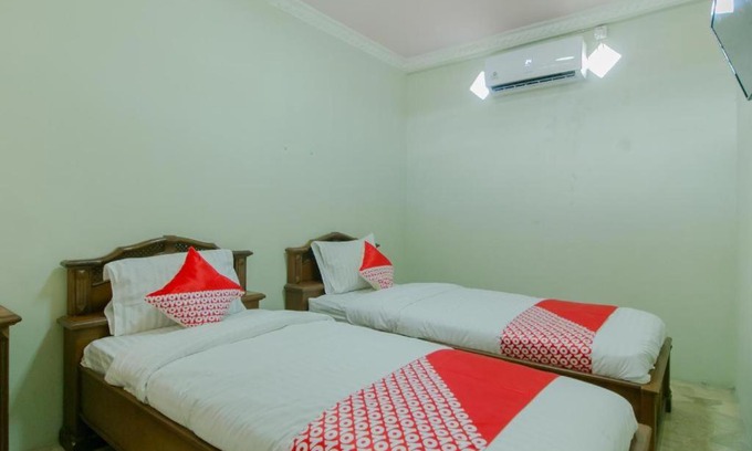 Sukaluyu House | Vafa Guesthouse