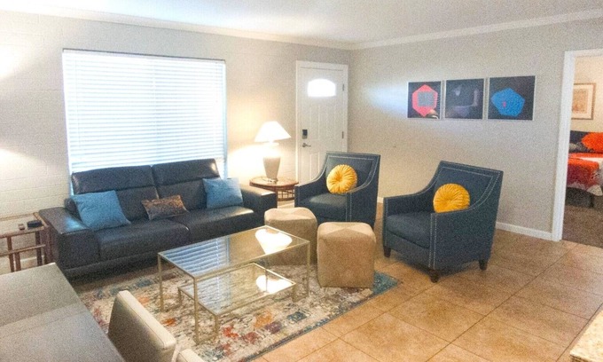 South Scottsdale Condo | Valley Ho Neighbor-Poolside-Old Town Garden Dist-Walkable neighborhood