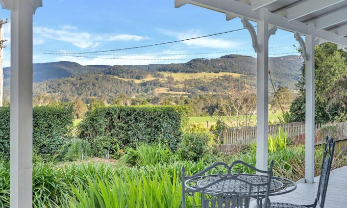 Barrengarry House | Valley View Cottage